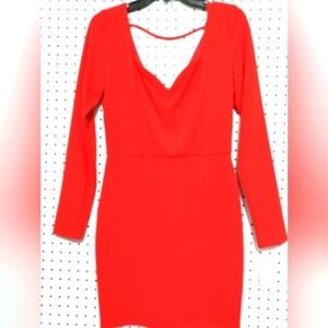 Crystal Doll Bodycon size 9 long sleeve scalloped V front‎ dress